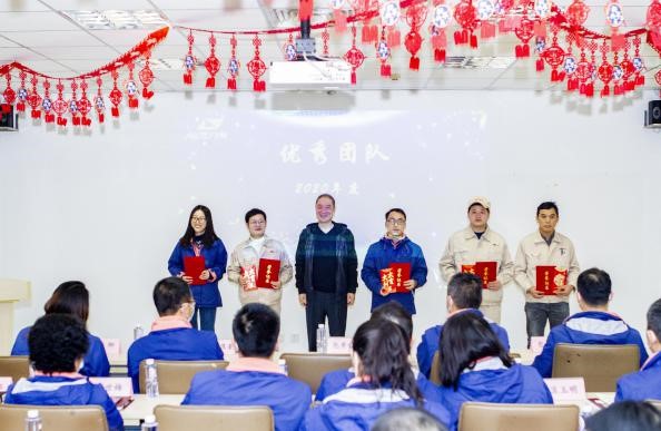 拼搏缔造战绩，协同成就未来(图16)